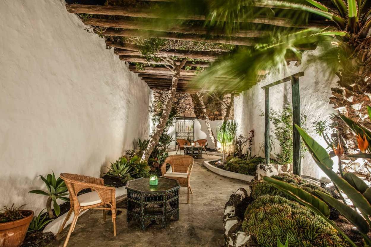 Los Lirios Hotel Rural - Adults Only Tías Eksteriør bilde