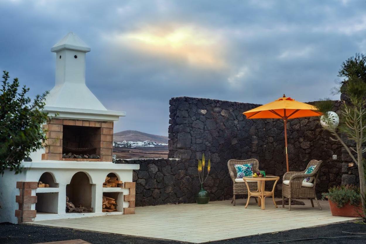 Los Lirios Hotel Rural - Adults Only Tías Eksteriør bilde